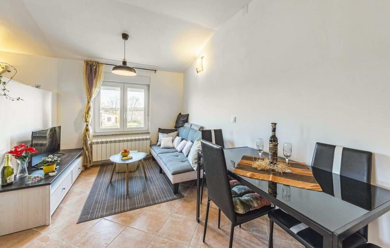 Apartment Lavander 01